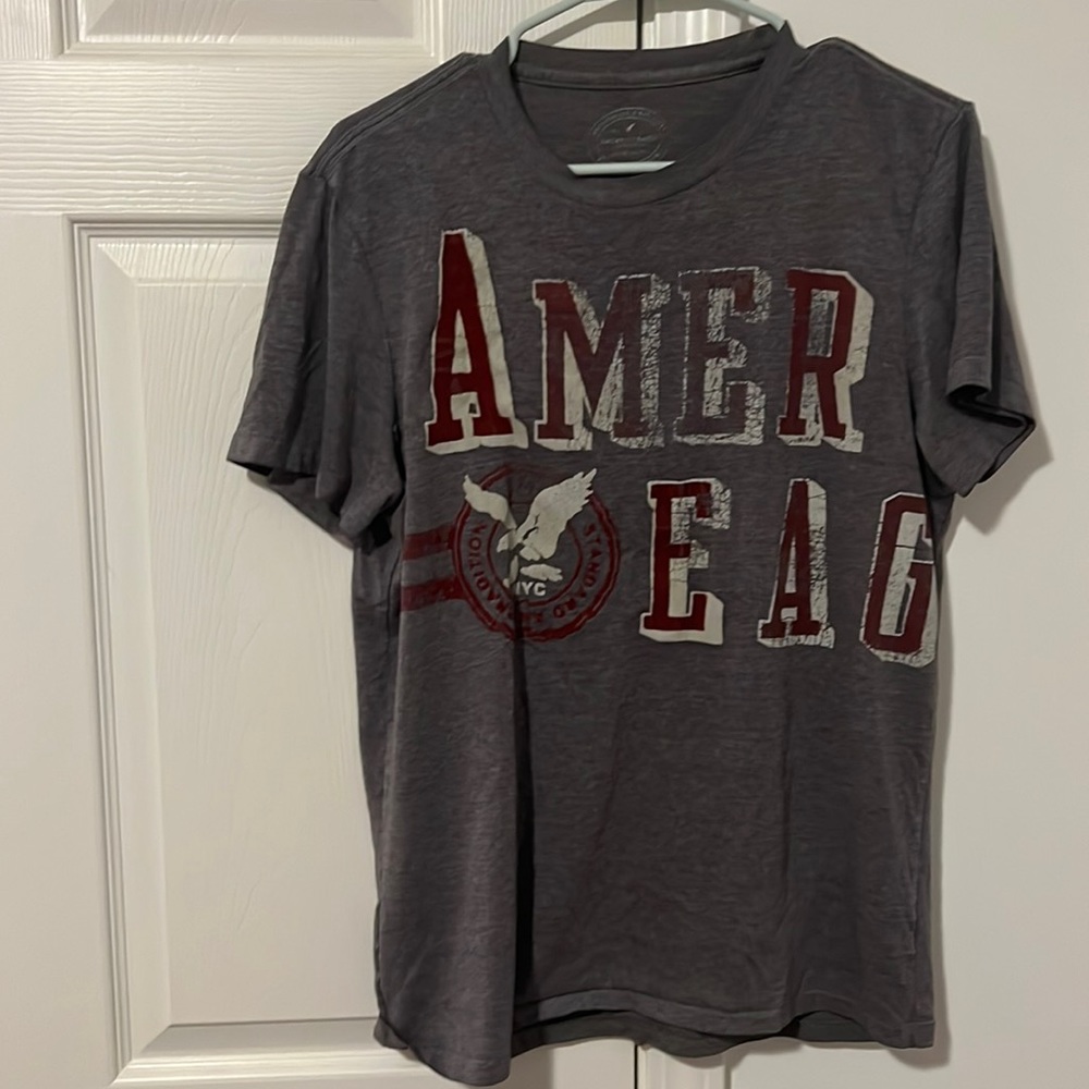American eagle T shirt